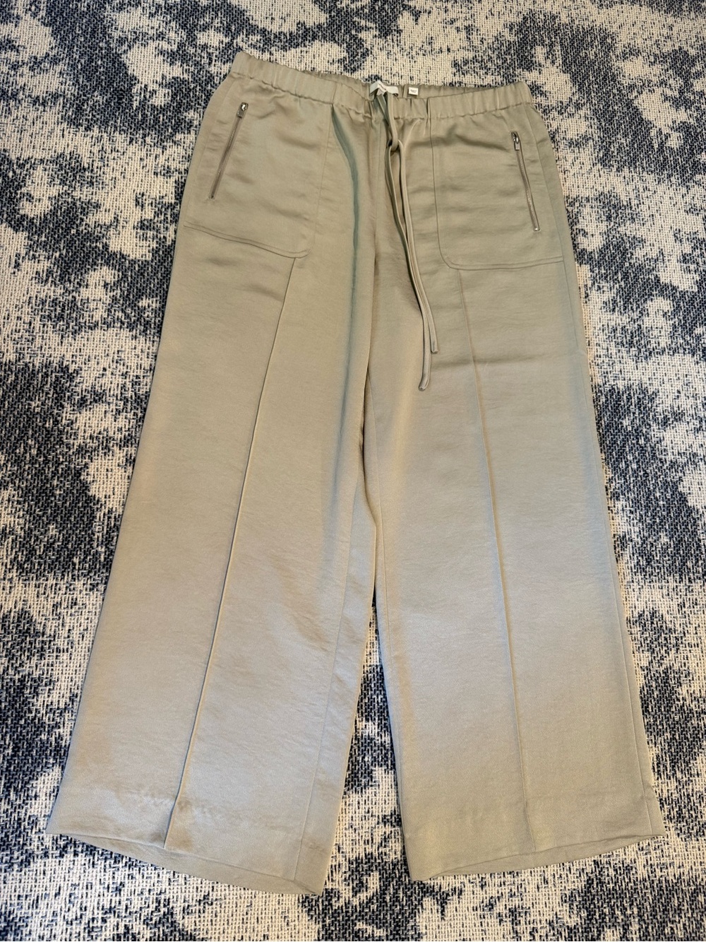 Vince Silky Wide Leg Drawstring Pants in Light Sepia, Size L